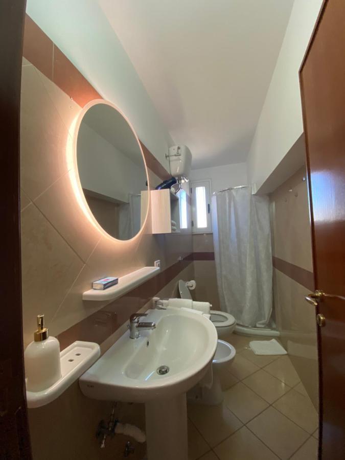 L'Attico Piazza Sant'Oronzo Bed & Breakfast Lecce Ngoại thất bức ảnh