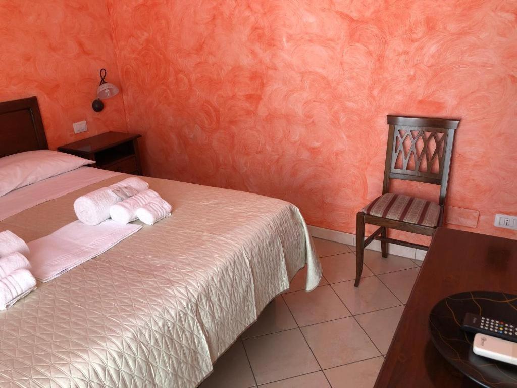 L'Attico Piazza Sant'Oronzo Bed & Breakfast Lecce Ngoại thất bức ảnh